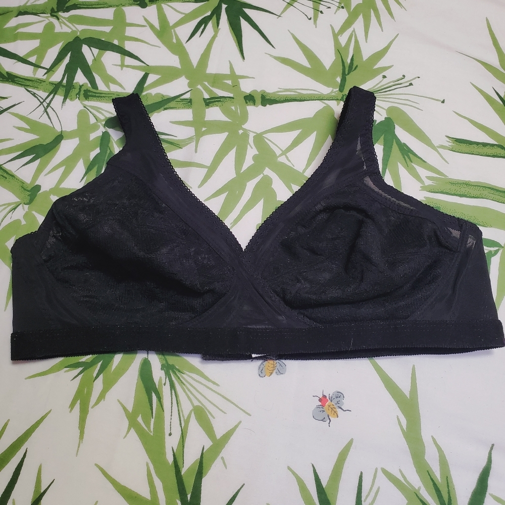 Vintage 1960s Black Nylon Lace Bra Montgomery Wards 38B